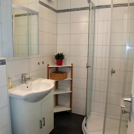 Ferienapartment Meerzeit Suedstrand 34m² 2 Pers. 1.og Bk Mb Wlan * Femern