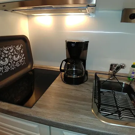 Ferienapartment Meerzeit Suedstrand 34m² 2 Pers. 1.og Bk Mb Wlan * Femern